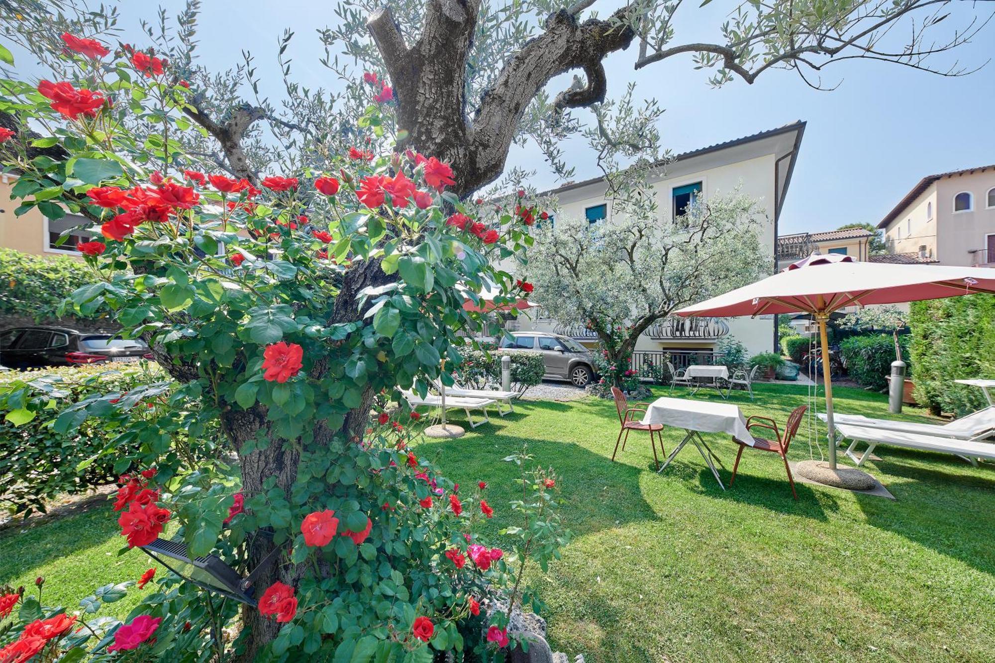 Hotel Villa Cansignorio Lazise Esterno foto